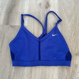 Nike Indy V-Neck Bra in Size Medium